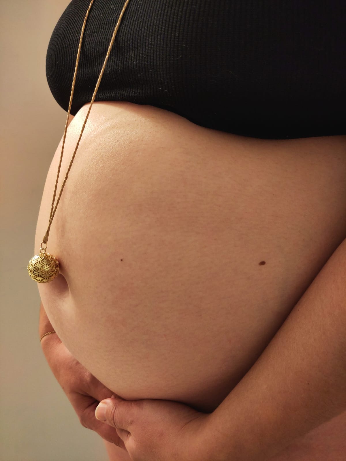 Ventre femme enceinte